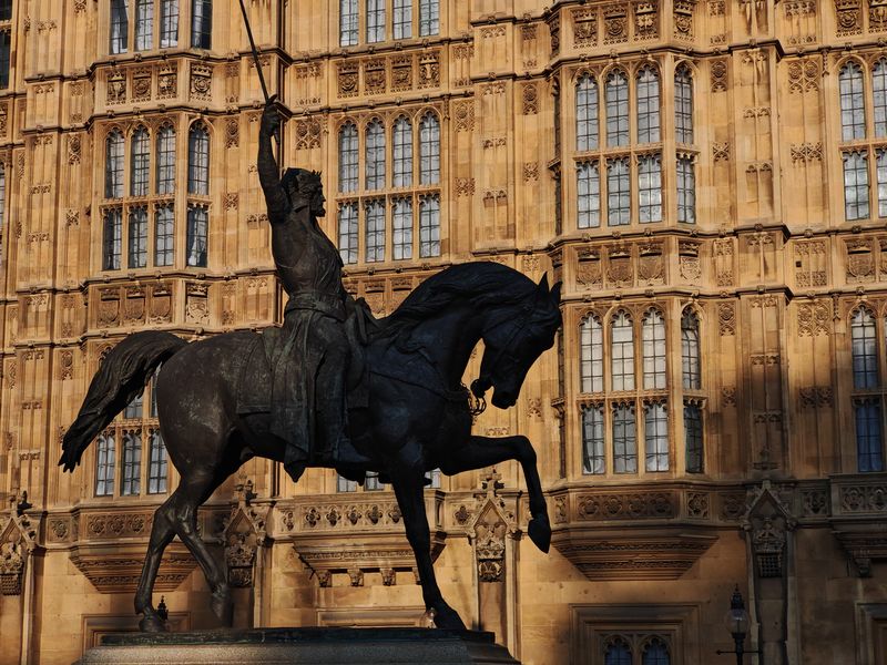 Londra Parlamentosu önünde, Ph. Moctar KANE.