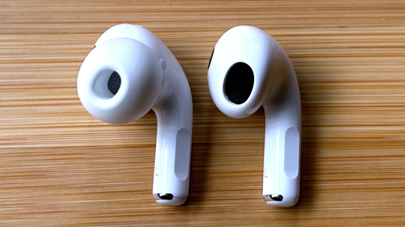 AirPods 3 ve AirPods Pro 2.