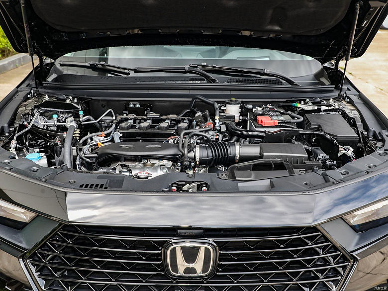 Honda Accord 2025 duyuruldu: popüler iş sedanı daha akıllı olacak