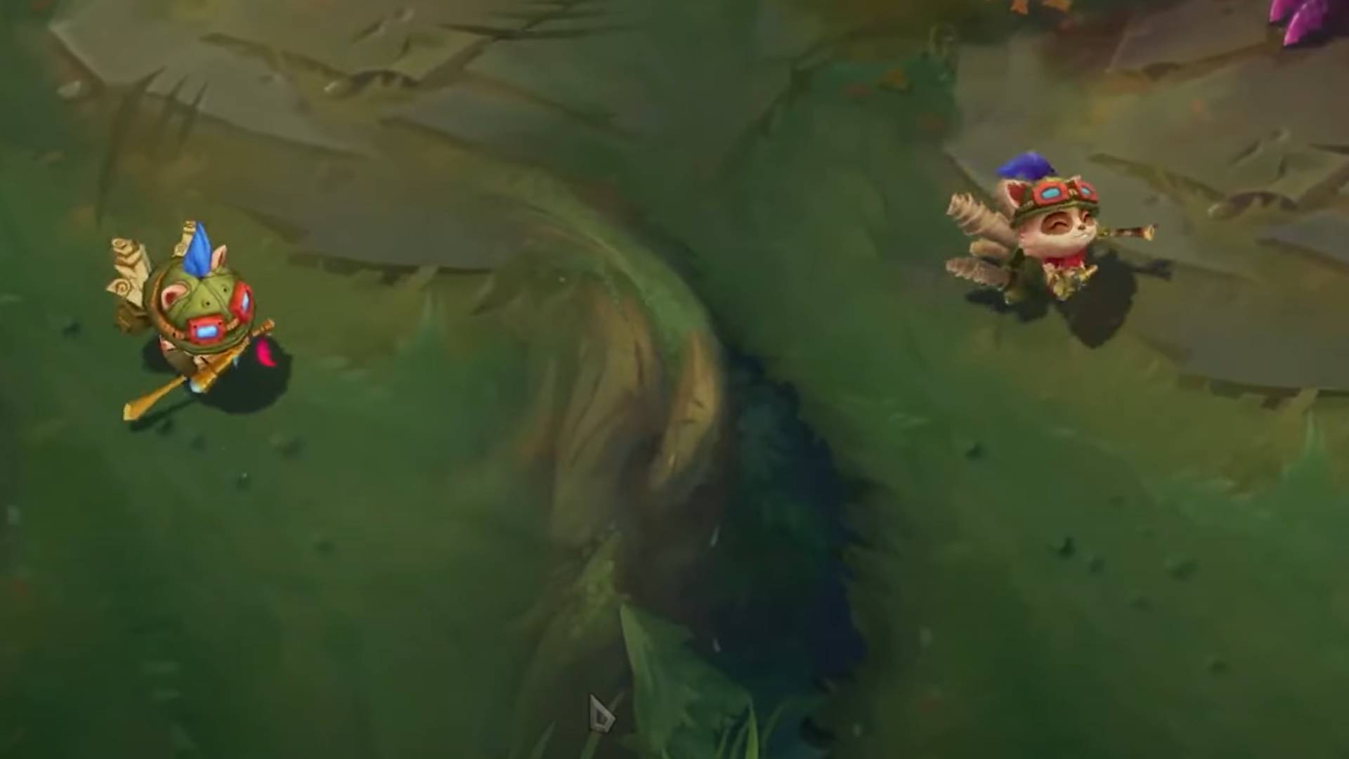 League of Legends şampiyonu Teemo'nun Rift'te koşarken çekilmiş yan yana bir görüntüsü