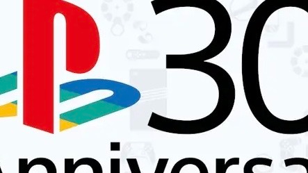 Sony'nin resmi PlayStation 30. Yıl Dönümü görselinin konsol ana hatlarını gösteren yakın çekimi