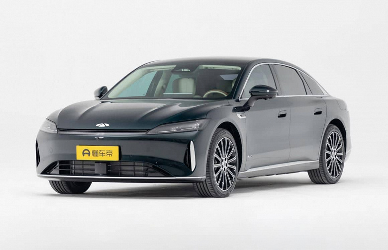 1400 km güç rezervine sahip dört tekerlekten çekişli 5 metrelik Chery sedan, 15 milyonuncu Chery otomobili oldu