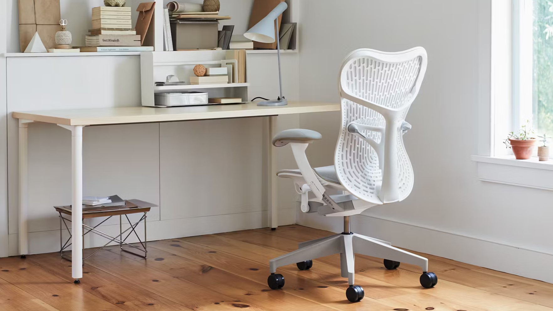 Herman Miller Mirra 2 ev ofisinde