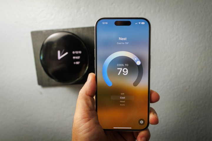 Apple'ın Home uygulamasında görülen Nest Termostat.