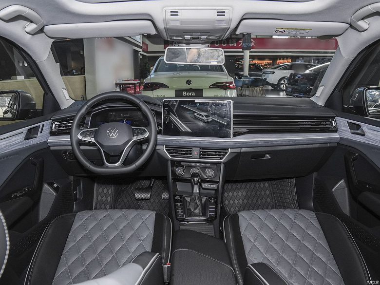 Aynı Volkswagen Jetta, sadece daha büyüğü. Volkswagen Sagitar 2025'in satışları başladı