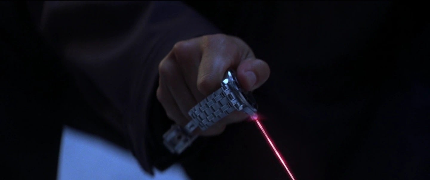 James Bond iseniz lazer saatin faydalı olacağından eminim | Resim kredisi - James Bond Wiki - Apple Watch'umun yerine neden bu taklit akıllı saati seçtim?