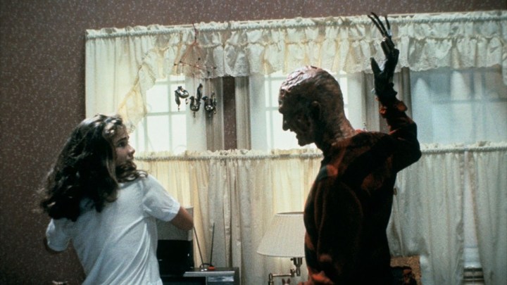 Elm Sokağı Kabusunda Heather Langenkamp ve Robert Englund.