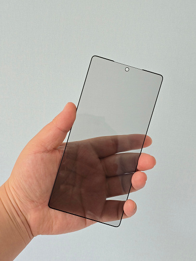 Samsung Galaxy S25 ve Galaxy S25 Ultra için koruyucu gözlükler, gelecekteki amiral gemilerinin minimal ekran çerçevelerini açıkça gösteriyor