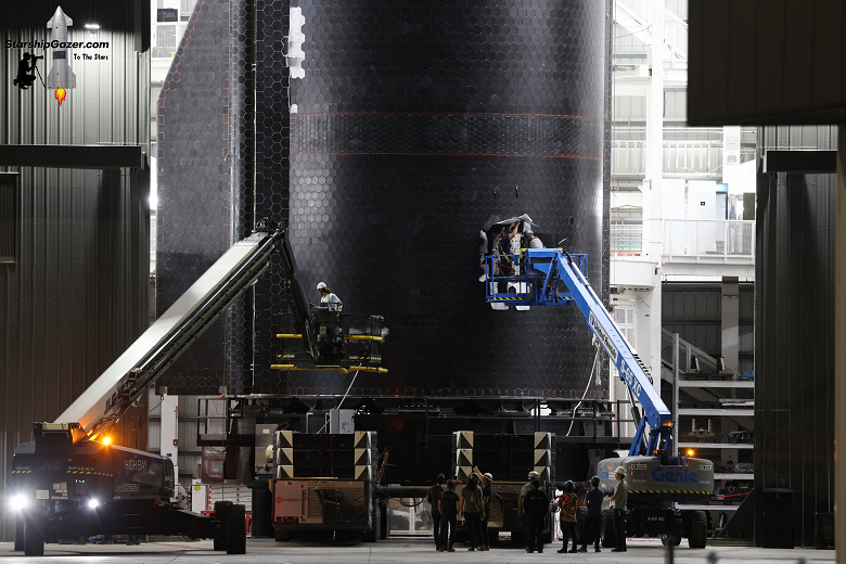 Bu roket insanları Mars'a götürecek mi? SpaceX'in ikinci nesil Starship uzay aracı Starship S33'ün ilk fotoğrafları yayınlandı