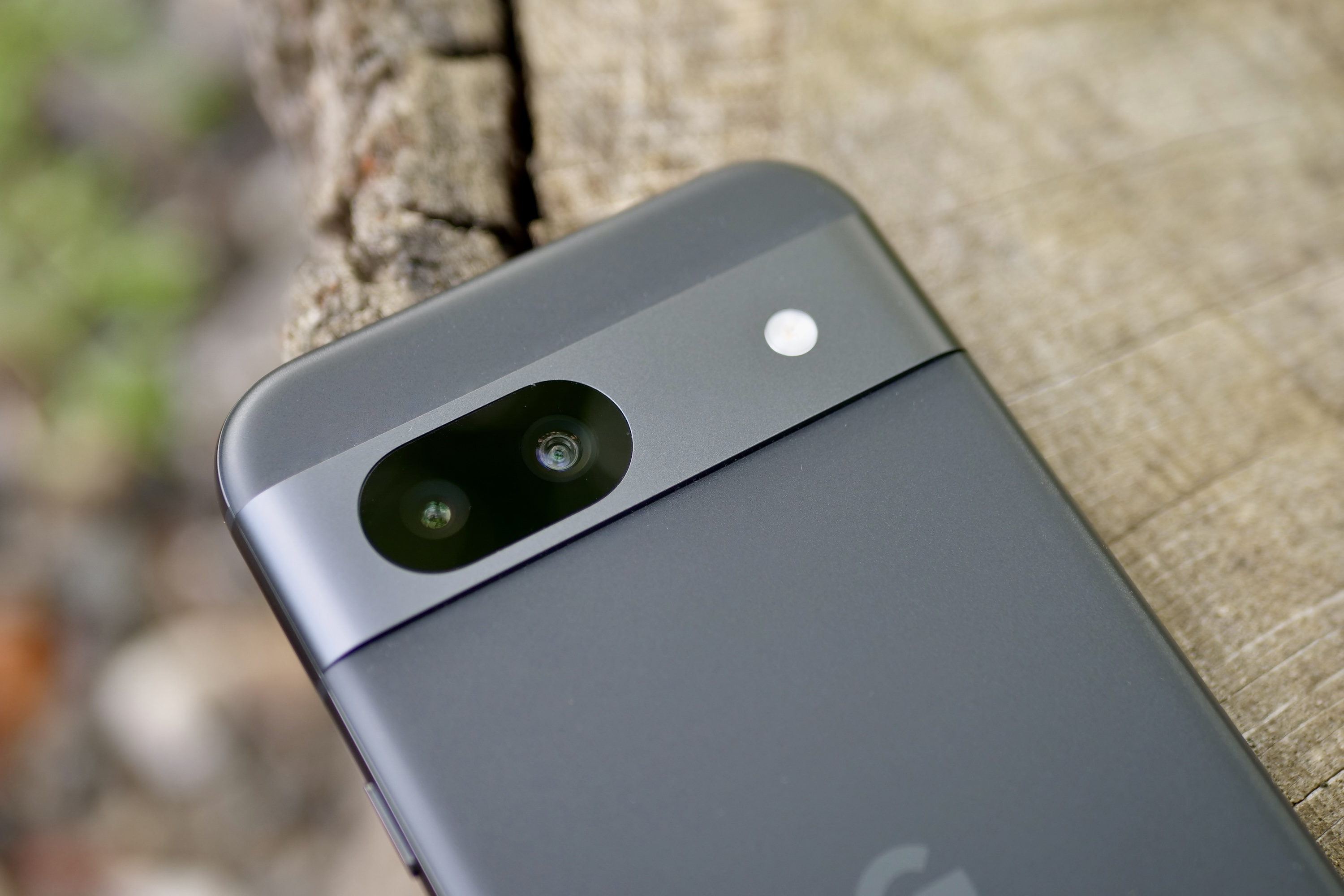 Google Pixel 8a'nın kamera vizörü.
