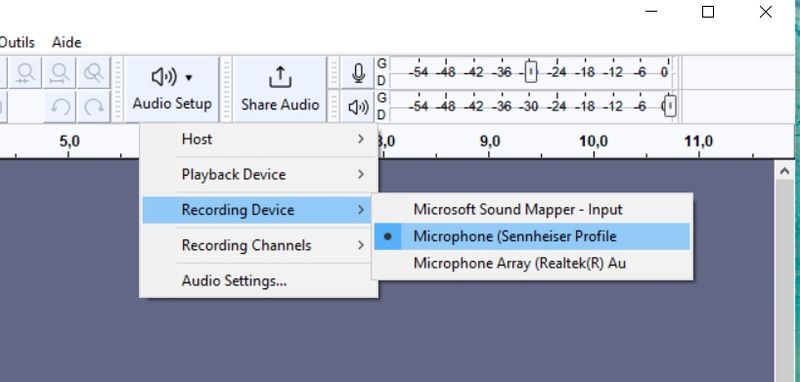 Sennheiser Profile Wireless ile kullanılan ses düzenleme yazılımı Moctar KANE'i yakalar.