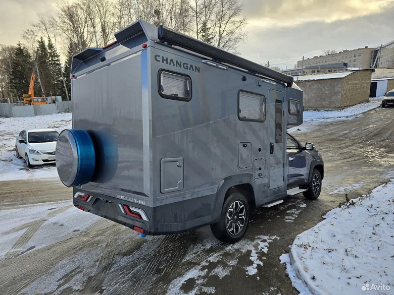 Güçlü bir motora, dört tekerlekten çekişe ve 8 vitesli otomatik şanzımana sahip, 6 kişilik harika bir karavan - ucuz. Changan Hunter Plus'a dayalı bir fabrika kampçısı Rusya'ya getirildi