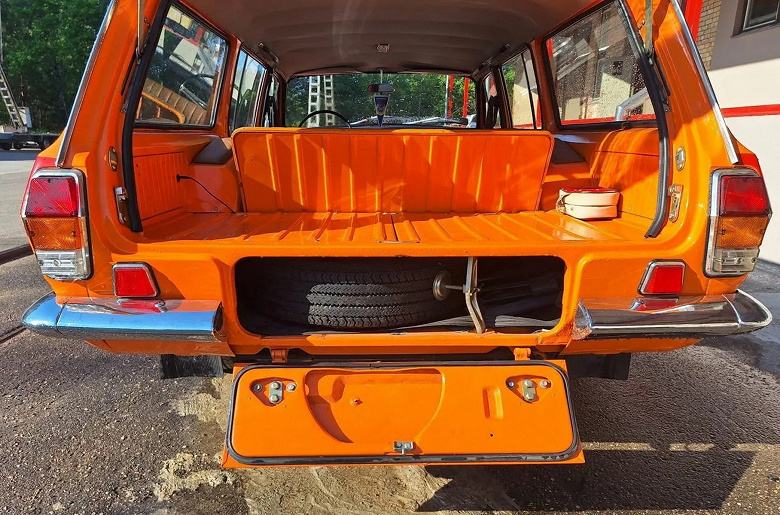 Çok nadir bir havacılık Volga GAZ-24 Escort Letonya'da satışa sunuldu: bunlardan sadece 39 adet üretildi