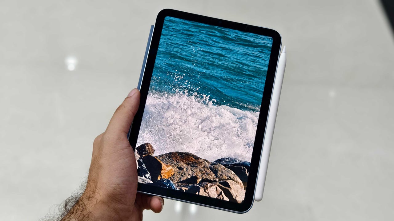 Lightroom'u çalıştıran iPad Mini 7