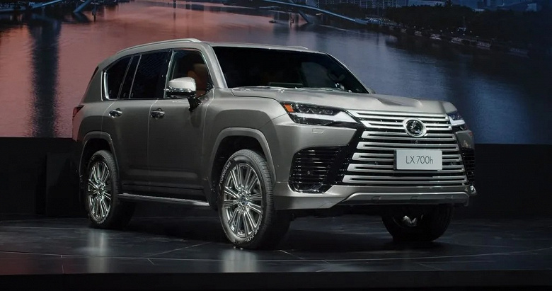 Yeni neslin Premium Land Cruiser'ı. Lexus LX 700h canlı olarak gösterildi, fiyatları açıklandı