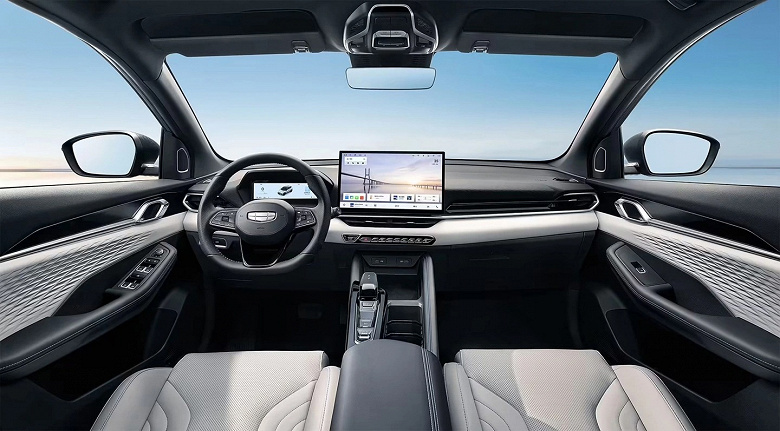 Geniş ekranlı ve 180 beygir gücündeki motora sahip yeni Geely Coolray L, 12.400 dolardan başlayan fiyatlarla Çin'de çıkıyor