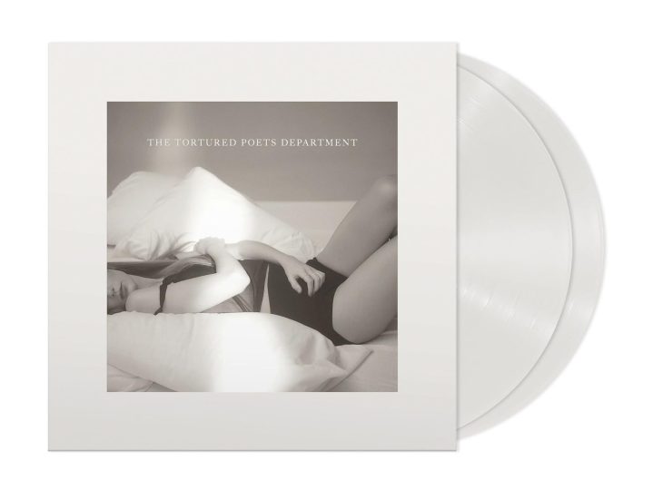 Taylor Swift'in İşkence Gören Şairler Bölümü'nün vinil kopyası.