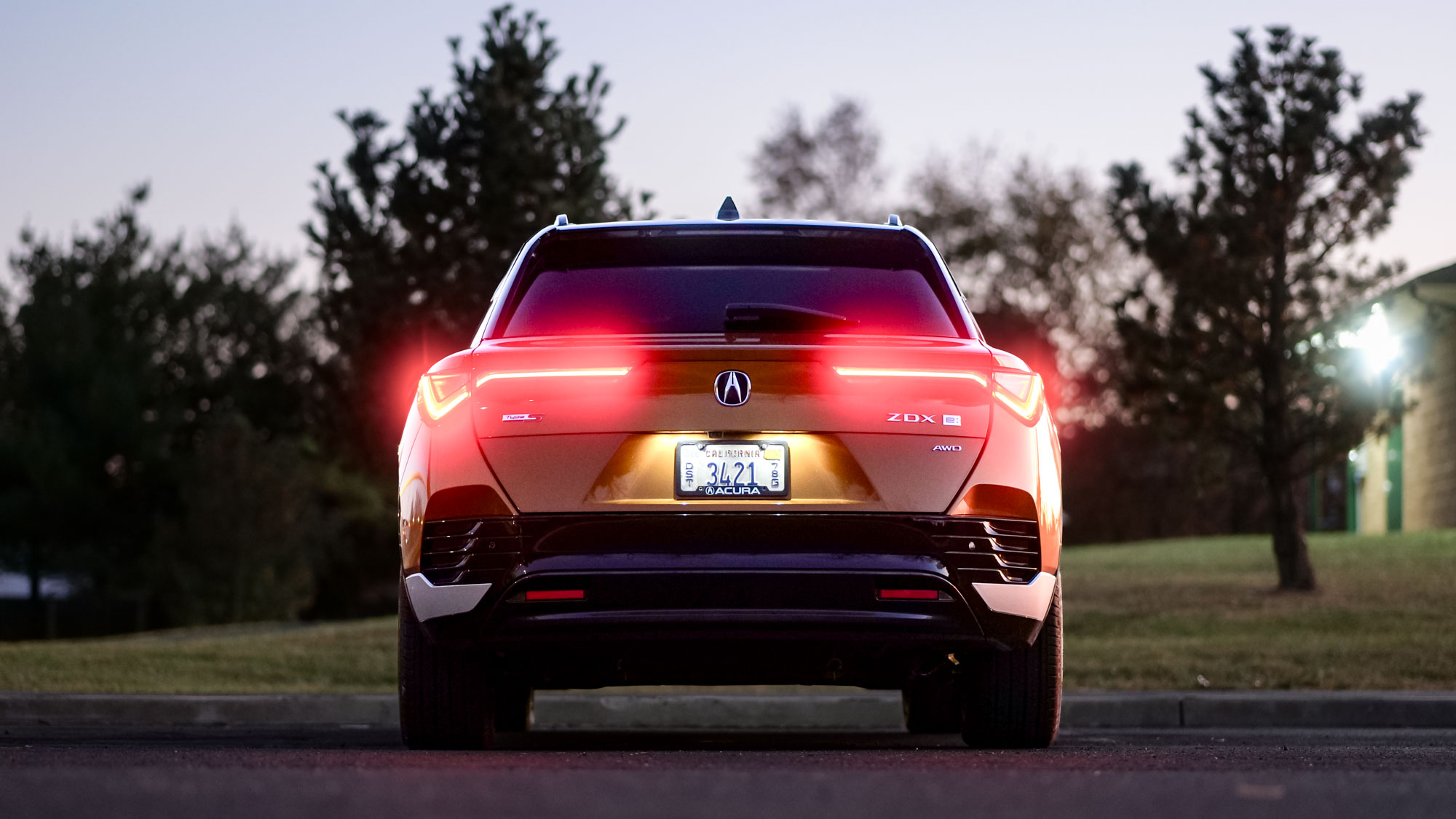 2024 Acura ZDX Type S arka lambalar.