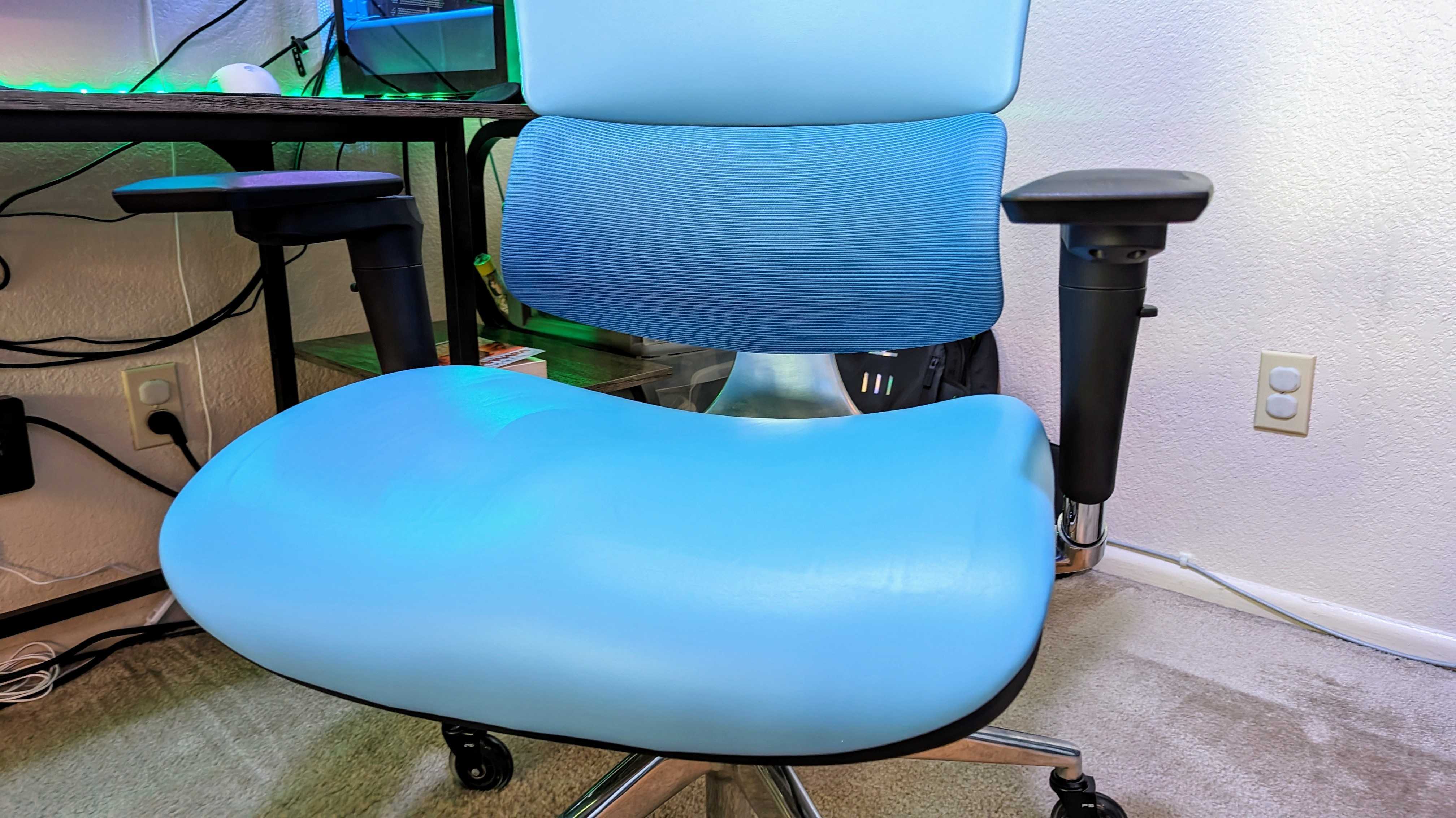 X-Chair X-Tech Ultimate Yönetici Koltuğunun görüntüsü.