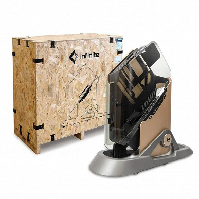 Bu eşsiz bilgisayar kasasını her insan kaldıramaz. InWin Infinite neredeyse 50 kg ağırlığında ve maliyeti neredeyse 7.000 Euro