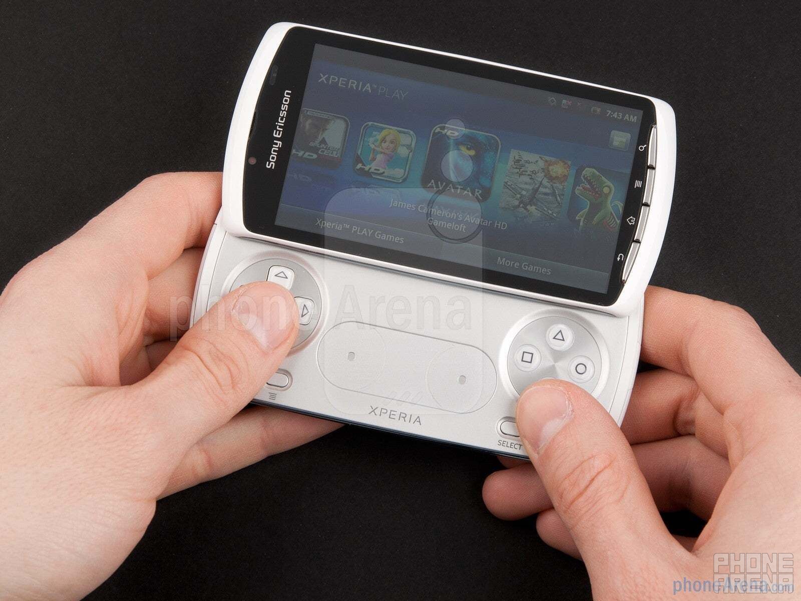 Sony Xperia Play (Resim kredisi - PhoneArena) - Bu çılgın telefon trendlerine ne oldu?