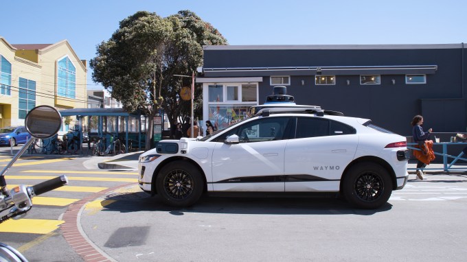 San Francisco'da Waymo Jaguar i-pace tam otonom robotaksi