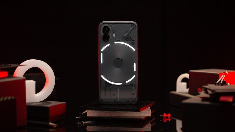 Hiçbir Şey Telefon (2) incelemesi Hiçbir Şey Telefon (2) incelemesi
