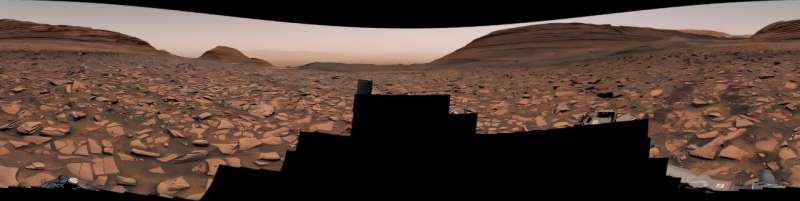 Mars Curiosity gezgini gizemli kükürte son bir bakış atıyor