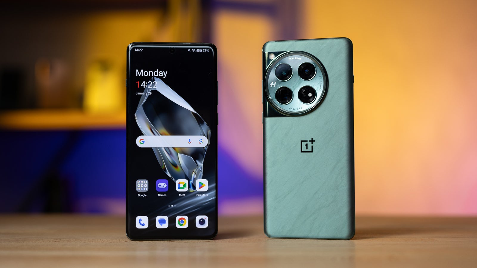 OnePlus, AI destekli özellikleri OnePlus 12'ye sunmaya başladı