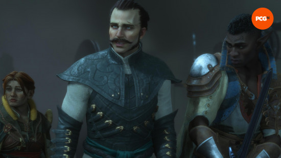 Kızıl saçlı bir kadın, bıyıklı bir adam ve kılıç tutan bir adam, hepsi ortaçağ zırhı giyiyor, Dragon Age: The Veilguard'dan Harding, Rook ve Davrin.