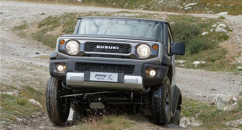 En yeni Suzuki Jimny tanıtıldı. Bu tam teşekküllü bir çerçeve SUV