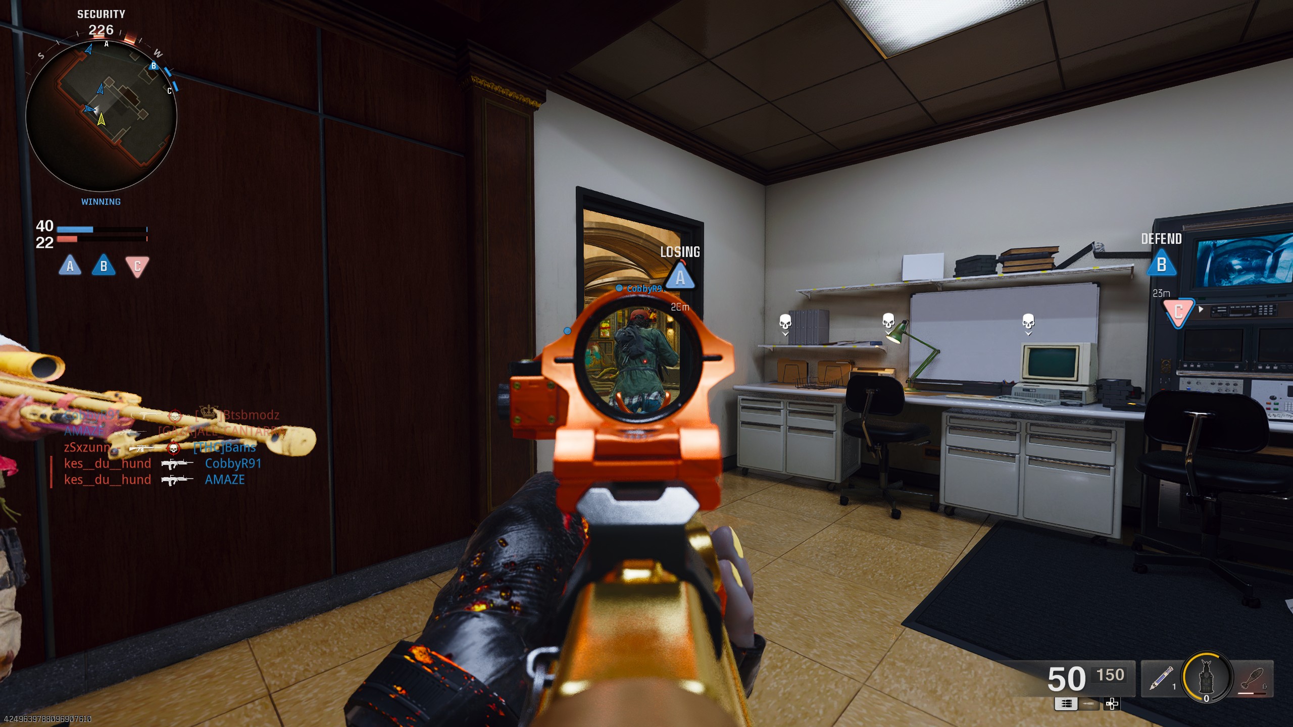 Black Ops 6'da Racket'te bir kapı aralığından nişan almak
