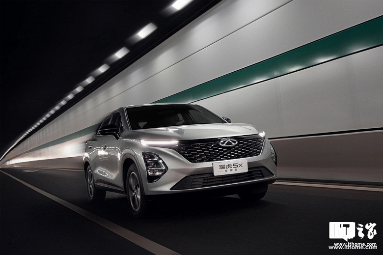 Chery, en yeni kompakt crossover Chery Tiggo 5x High Energy Edition'ı canlı olarak gösterdi