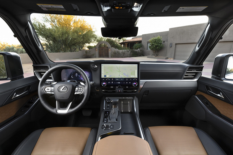 Yeni Lexus GX SUV'lar Rusya'ya “dost ülkeler üzerinden” geldi: 354 hp, 10 vitesli otomatik ve dört tekerlekten çekiş - 16,5 milyon ruble'den