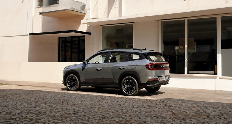 Tucson'a ucuz bir alternatif. Yeni Hyundai Mufasa geçitleri resmi olarak Kazakistan pazarına girdi - Rusya'daki resmi olmayan arabalardan çok daha ucuz