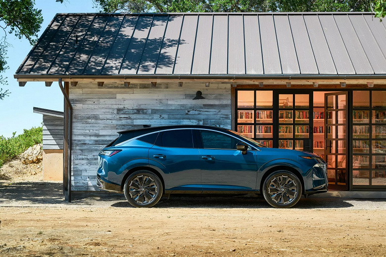 Lüks, konfor, modern teknoloji ve dört tekerlekten çekiş. Yeni Nissan Murano 2025'in selefinden biraz daha pahalı olduğu ortaya çıktı