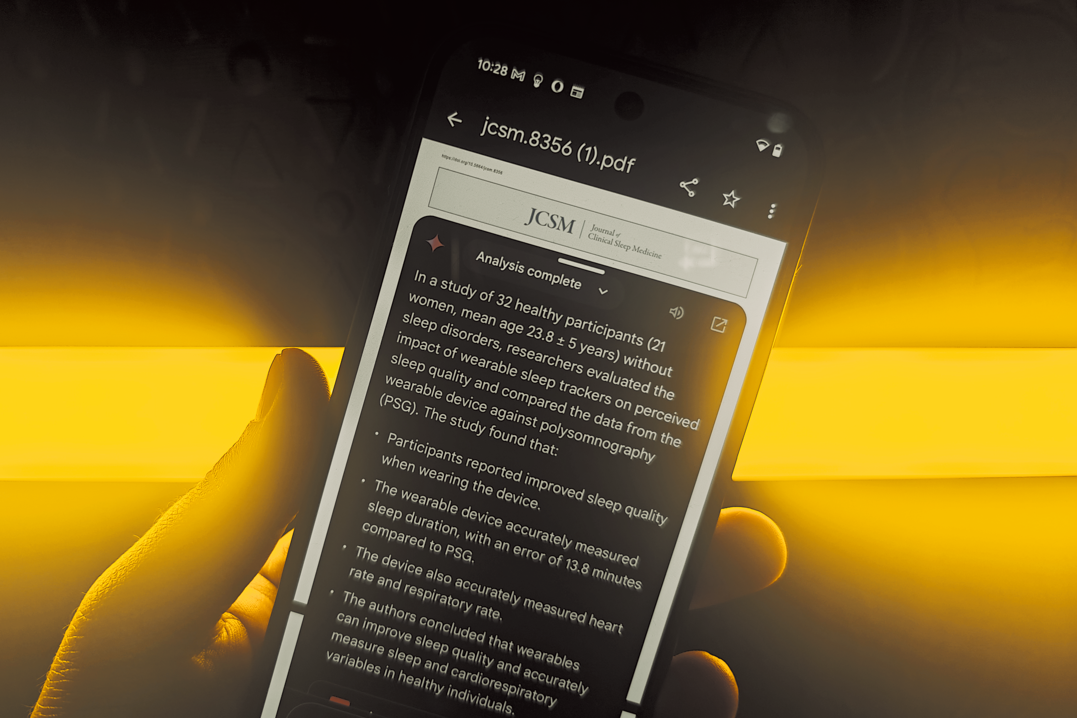 Gemini'nin Google uygulamasıyla Dosyalar'da bir PDF'yi işleme adımı.
