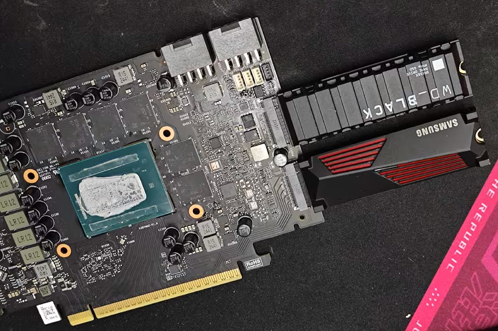 İki M.2 yuvalı Maxsun iCraft Arc B580 grafik kartı