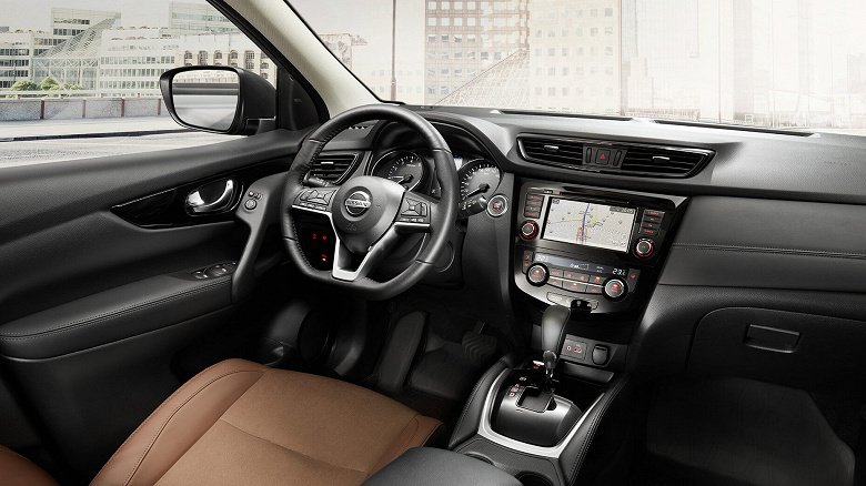 Nissan Qashqai, Rusya'da giderek daha pahalı hale geliyor ancak yine de birçok Çinli sınıf arkadaşından daha ucuz. Yeni ikinci nesil Nissan Qashqai 2,89 milyon ruble'den başlayan fiyatlarla satılıyor