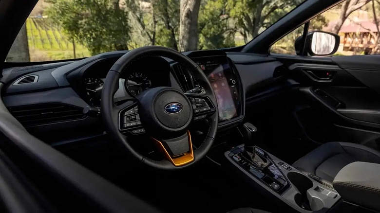 Mükemmel konfigürasyona sahip dört tekerlekten çekişli Subaru Crosstrek 2024 Rusya'ya ulaştı