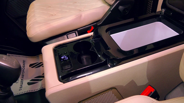 Toyota Alphard ve Lexus LM'ye Rus alternatifi. Lüks Sobol NN 7,35 milyon rubleye satışa çıktı