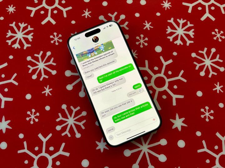 iMessage, bir Android kullanıcısıyla yeşil sohbeti gösteriyor.