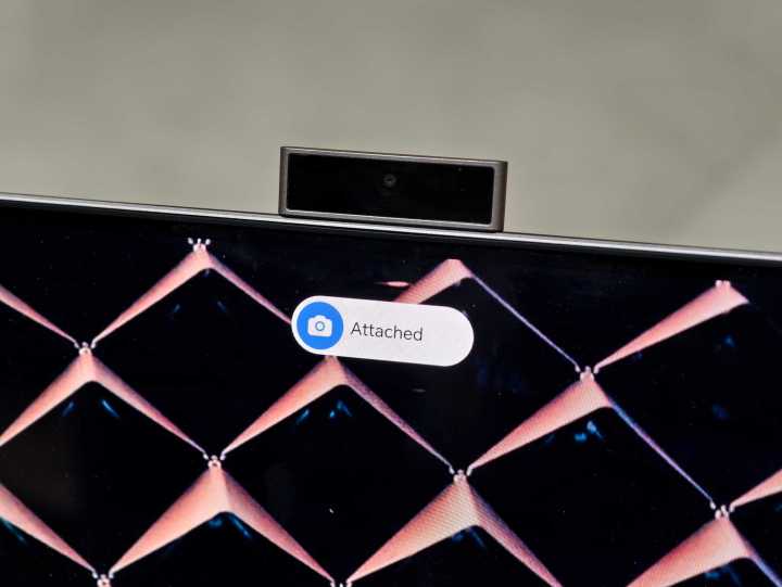 Honor MagicBook Art 14 Snapdragon kamera modülü bağlandı