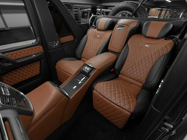 Portal akslar, benzersiz tavan, 630 bg'lik V12 motor. ve G sınıfının efsanevi ruhu: nadir Gelendvagen Mercedes-Maybach G 650 Landaulet Rusya'da satılıyor