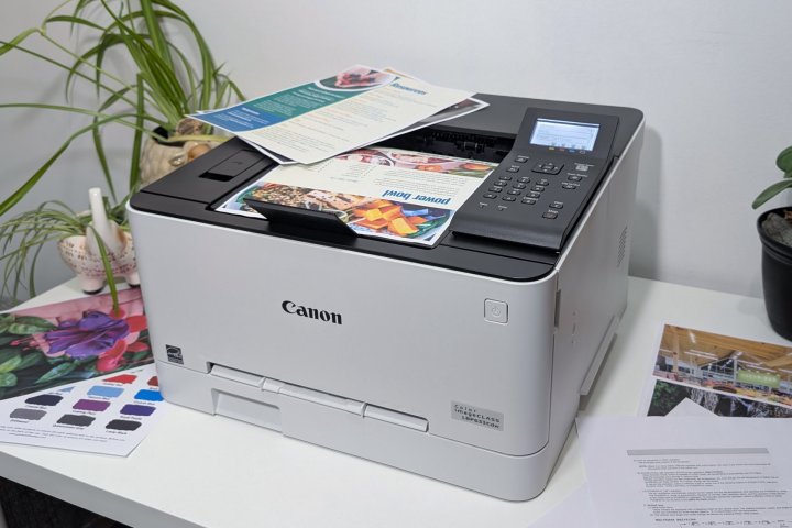 Canon'un Renkli görüntü Sınıfı LBP633Cdw iyi belge kalitesine sahiptir ancak renkli toner pahalıdır.