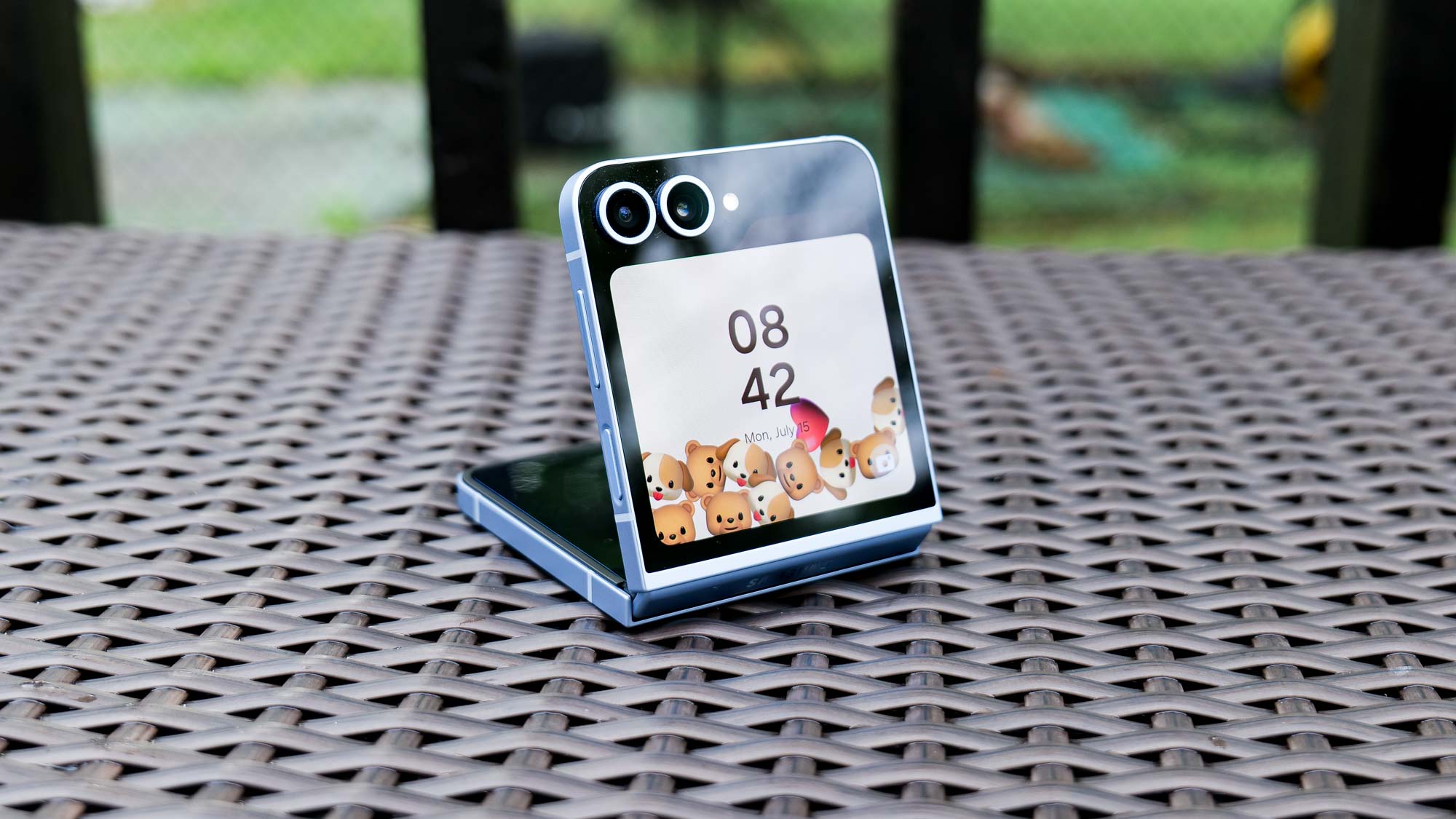 Samsung Galaxy Z Flip 6 incelemesi.