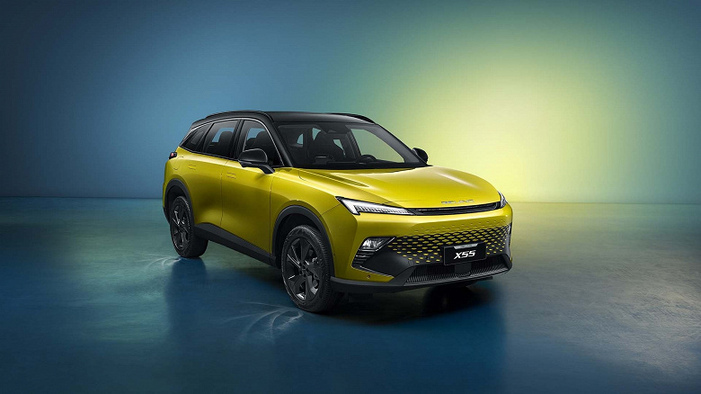 Yeni Yıl için cömert bir hediye: BAIC X7 ve X55 geçitleri Rusya'da keskin bir düşüş yaşadı
