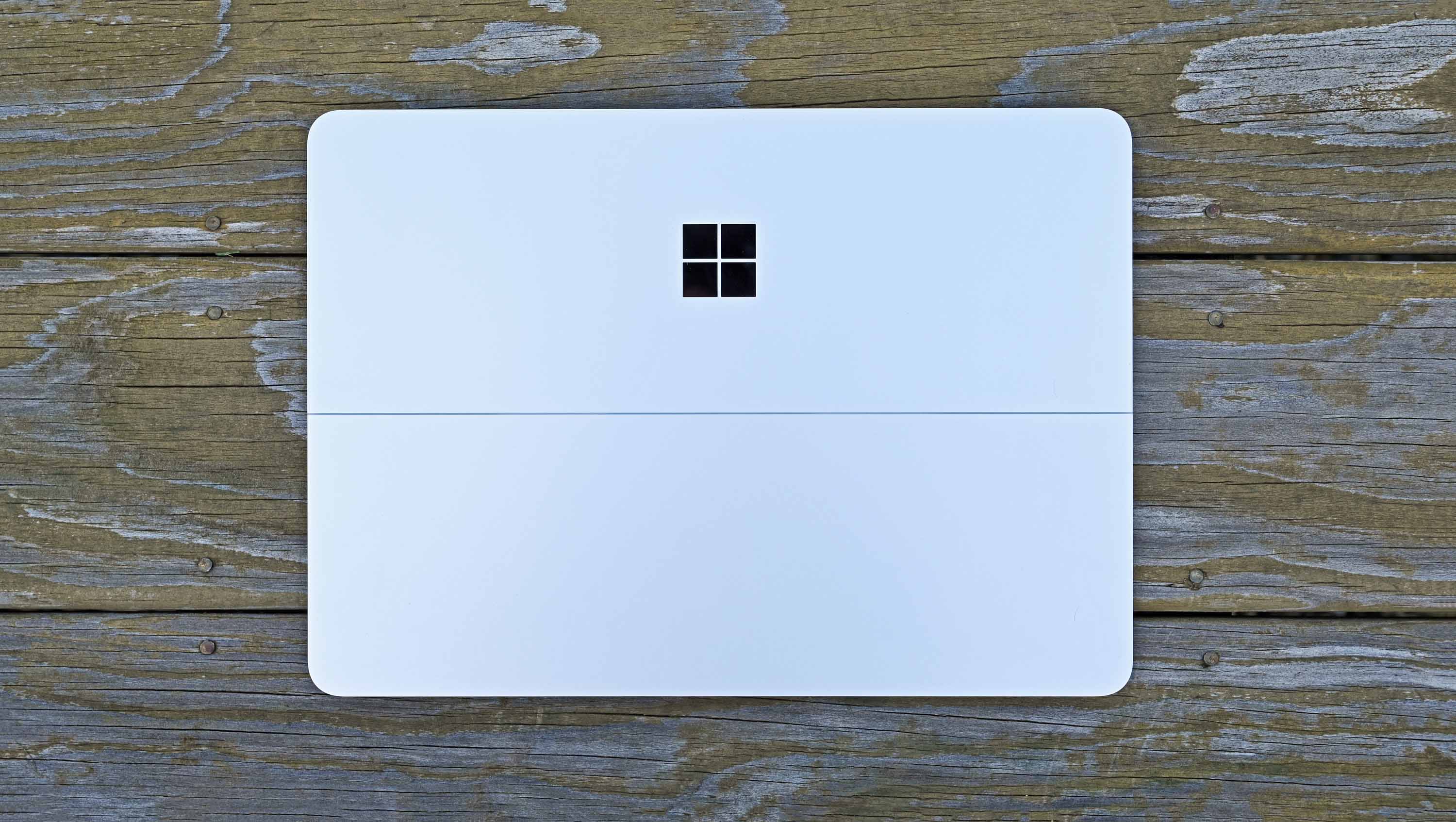 Surface Dizüstü Bilgisayar Stüdyosu 2 fotoğraf