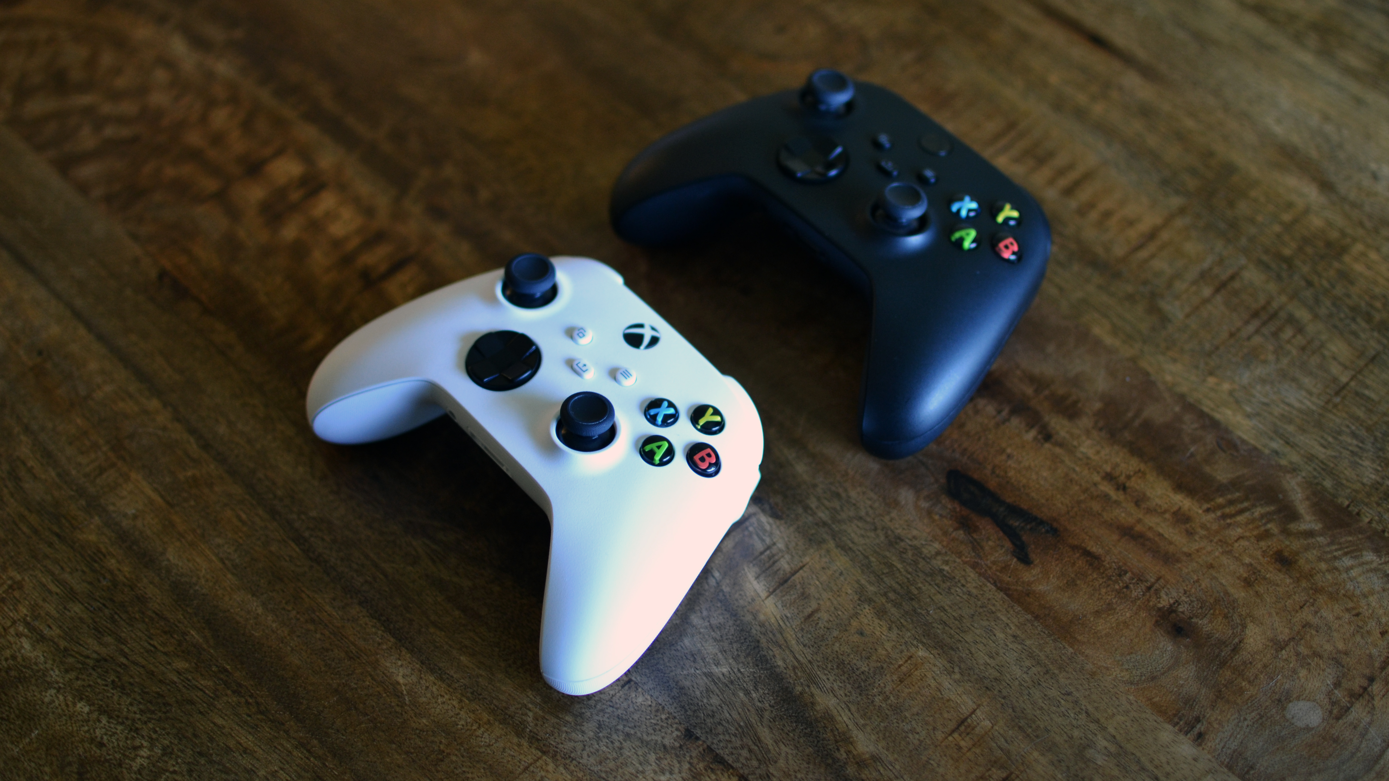 Xbox Series X|S Kumandası Yan Yana