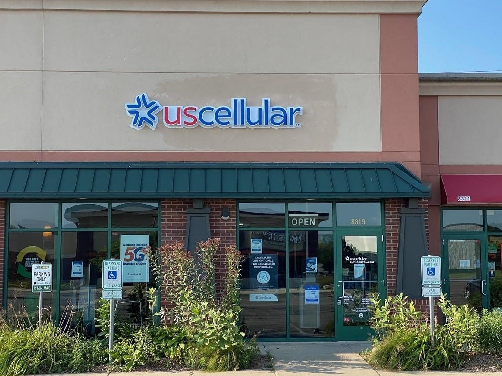 T-Mobile'ın kablosuz sağlayıcıyı satın alması durumunda, hepsi olmasa da çoğu US Cellular mağazası kapatılacak.